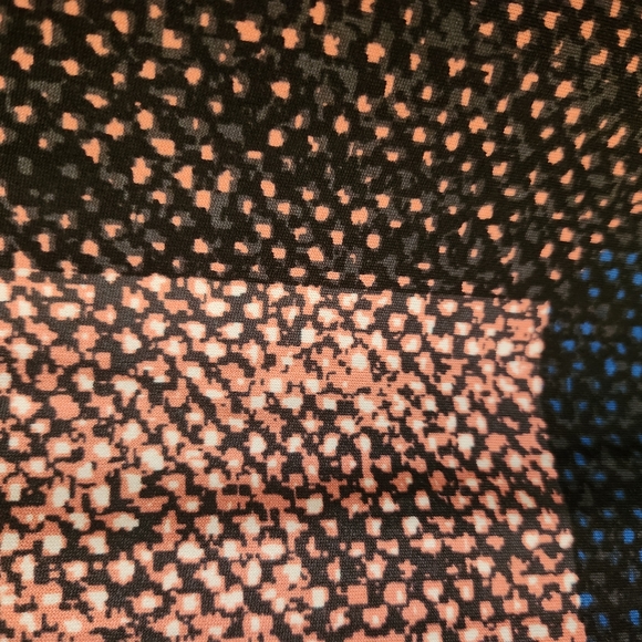 Abstract Patterned Skirt - Picture 6 of 6